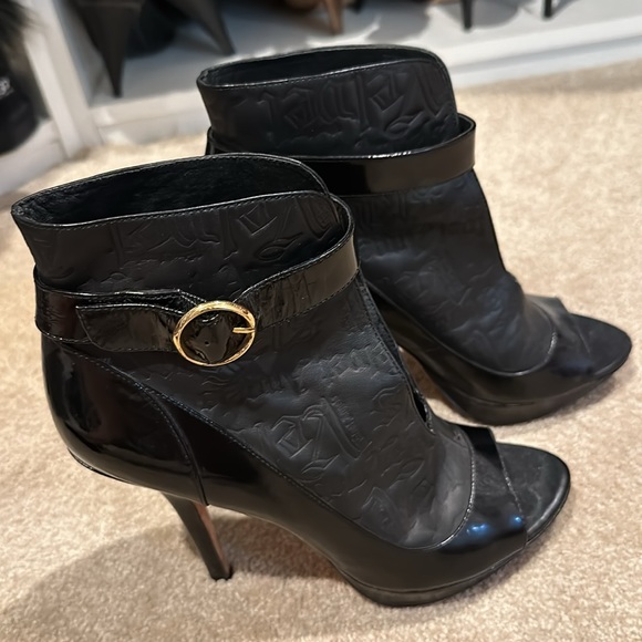 Black VELVET ANGELS booties size 39 GUC - Picture 2 of 10